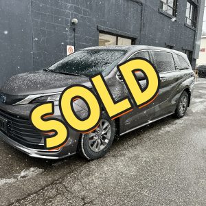 2021 Toyota Sienna XLE 7-Passenger AWD